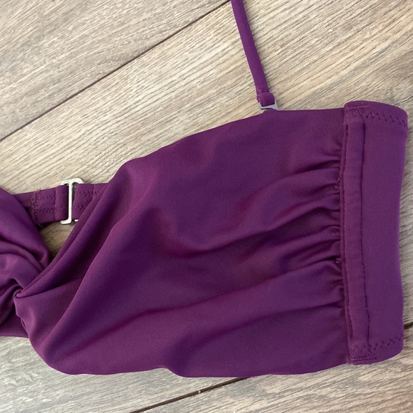 Victoria’s Secret Bikini Top and Bottom - Picture 2 of 3